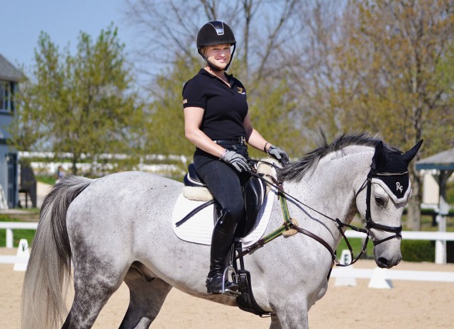 Marilyn Little and RF Smoke on the Water during Rolex week. Photo by Jenni Autry.