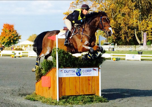 Jennifer Clover and Scimitar II. Photo by Jenni Autry.