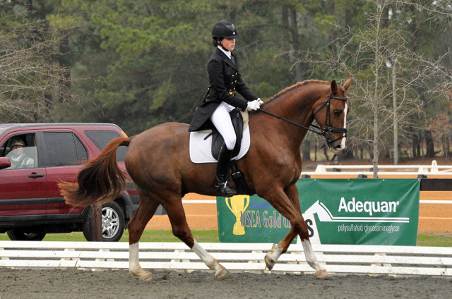 Elena Hengel and Zipp. Photo by Leslie Threlkeld