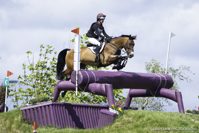 Caroline Martin and Quantum Solace at Tattersalls. Photo by Libby Law Photography.