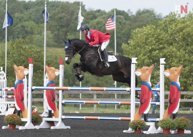 Phillip Dutton and I'm Sew Ready. Photo by Leslie Threlkeld.