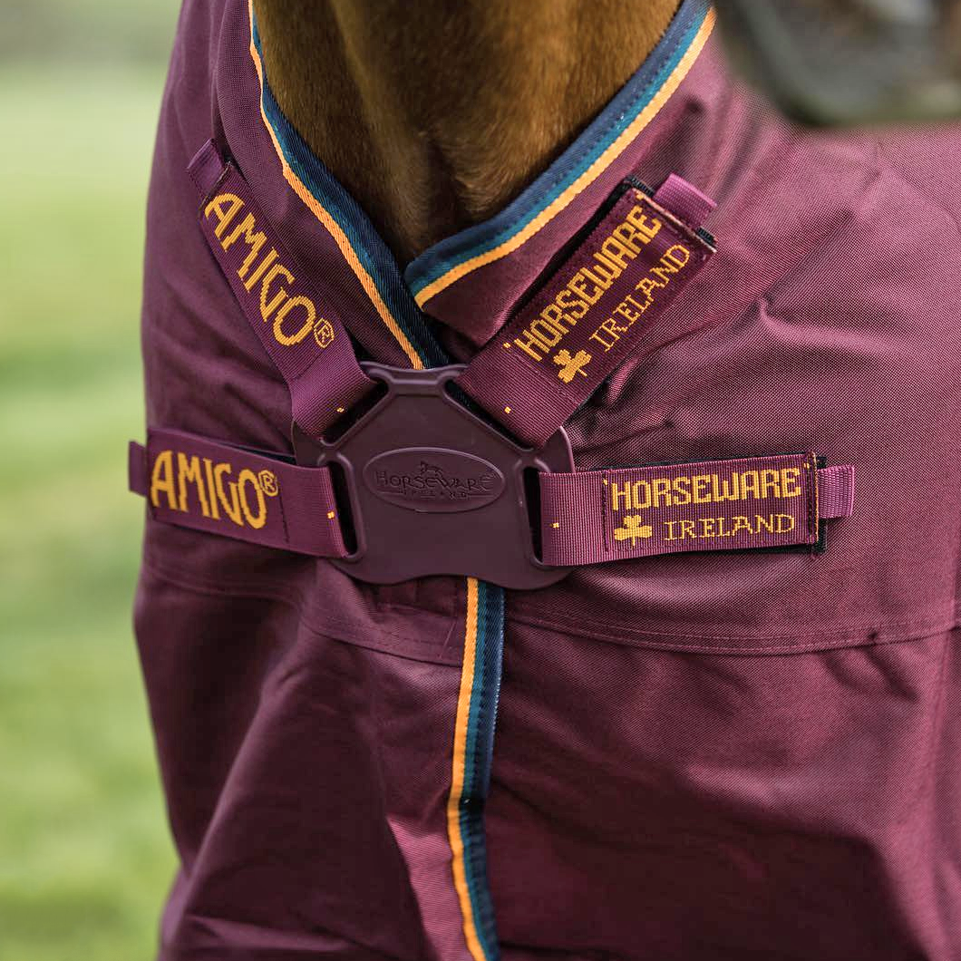 Horseware Amigo Bravo 12 Plus Light Turnout Rug in Black & Titanium (1