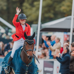 Lara de Liedekerke-Meier and Kiarado d'Arville. Photo by Tilly Berendt.