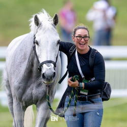 Corvett celebrates another clear 5* cross country with #supergroom Jeanna Epping. Photo by Atalya Boytner Photography.